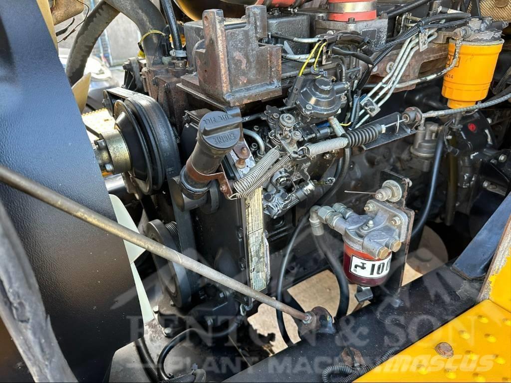 JCB 714 ساحبات مفصلية