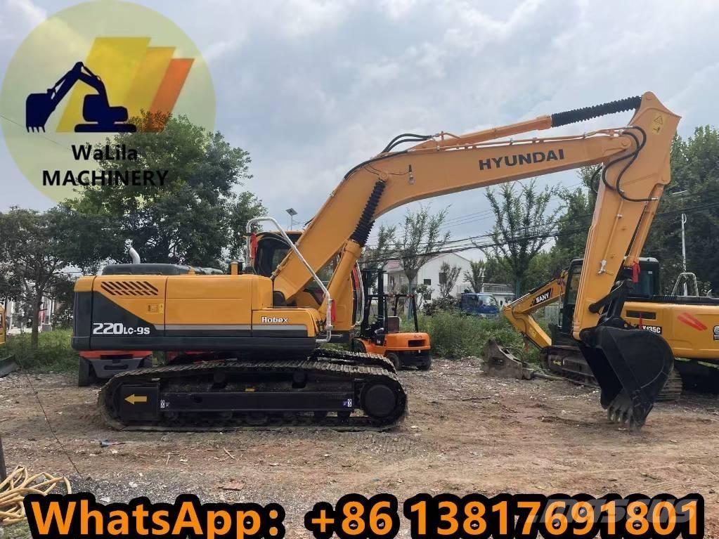 Hyundai R220 حفارات وسط 7 طن - 12 طن