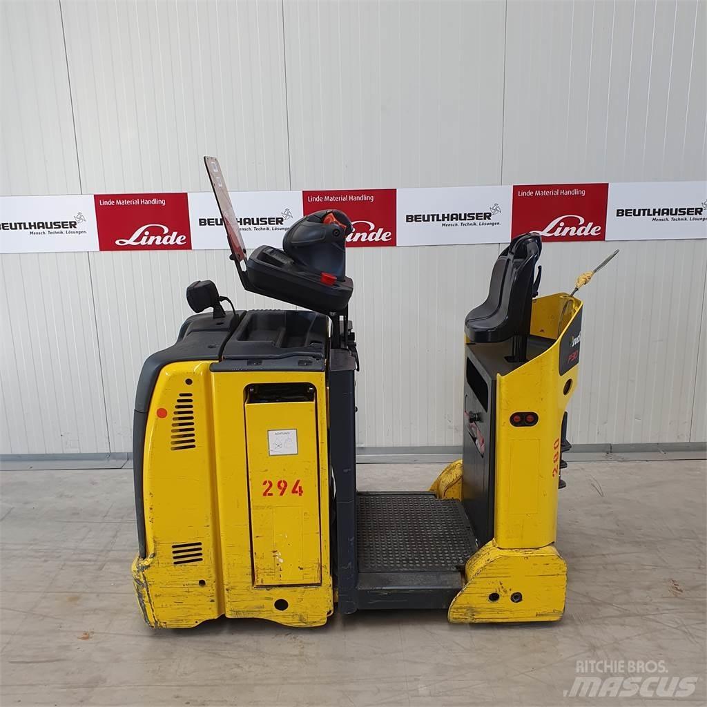 Linde P30C شاحنة قاطرة