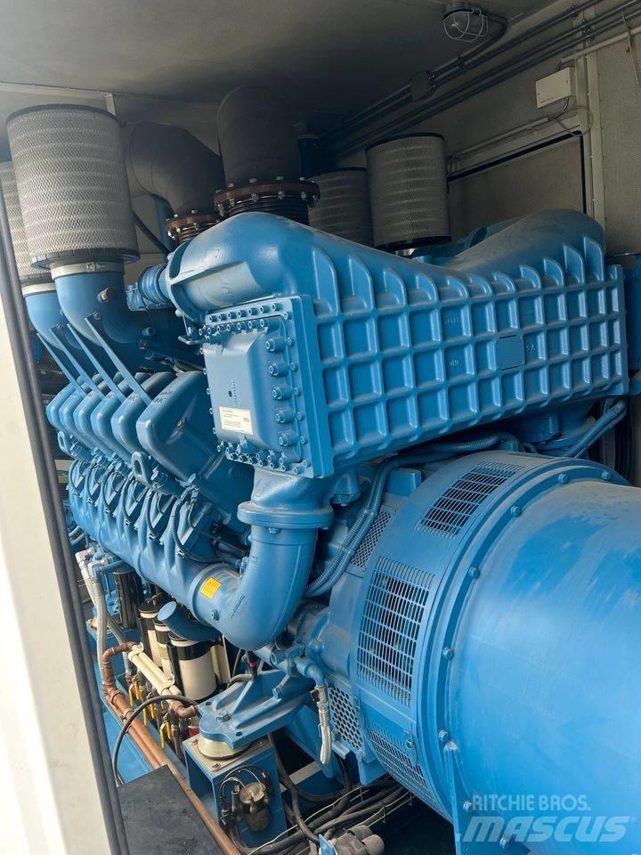 MTU 1800 KVA مولدات ديزل