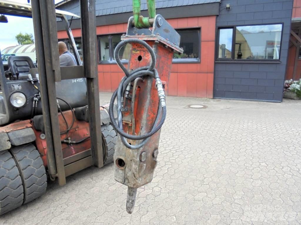NPK E 204 Hammer مطارق / كسارات