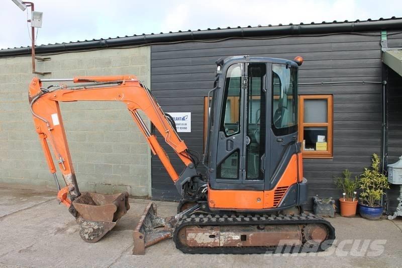 Hitachi ZX 30 U حفارات صغيرة أقل من 7 طن (حفارات صغيرة)