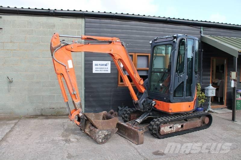 Hitachi ZX 30 U حفارات صغيرة أقل من 7 طن (حفارات صغيرة)