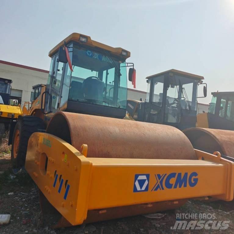 XCMG XS 263 J مداحل أحادية الأسطوانة