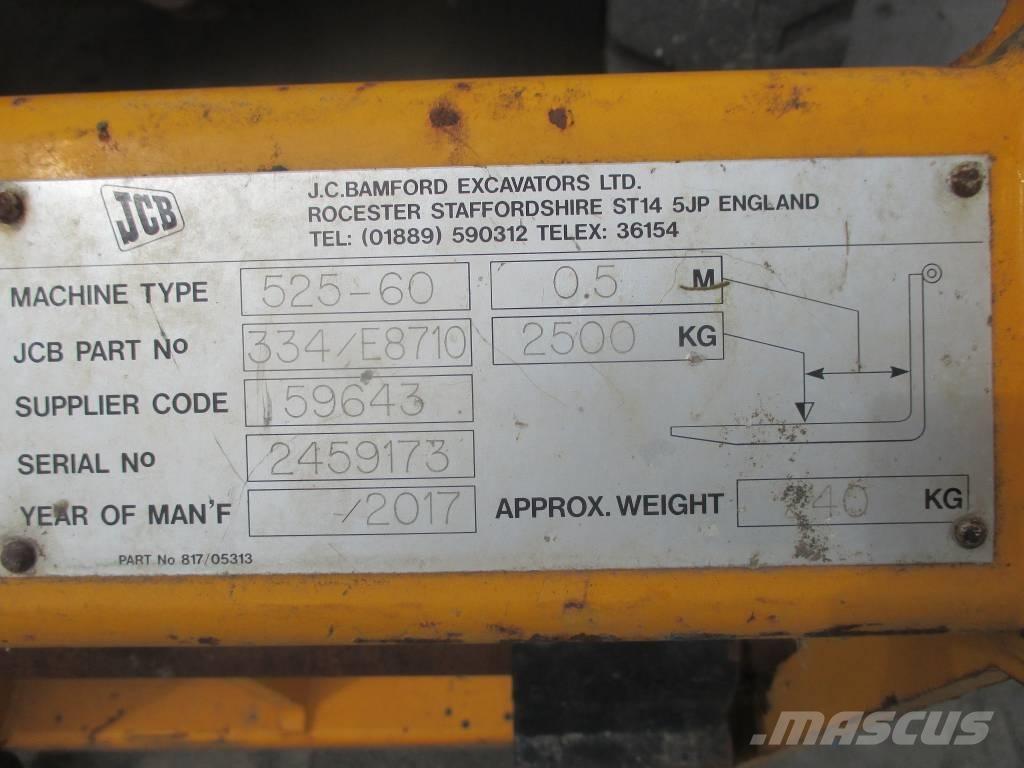 JCB 525-60 مناولات متداخلة
