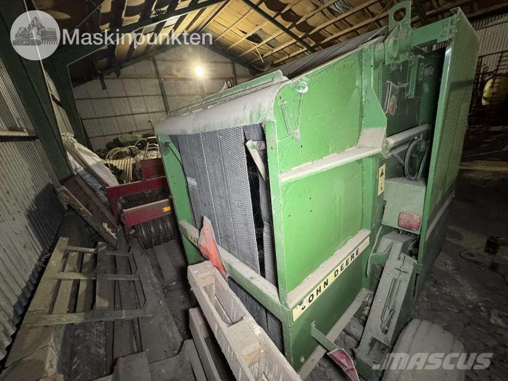 John Deere 545 محزمات مستديرة