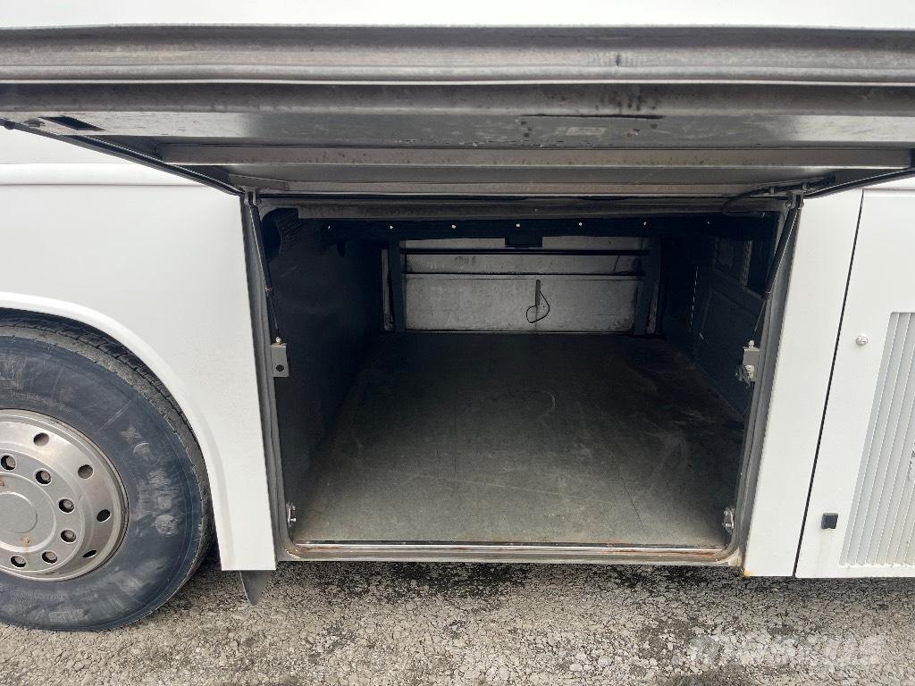 Volvo 9700H B12M المركبة