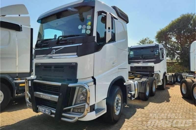 Volvo FH شاحنات أخرى