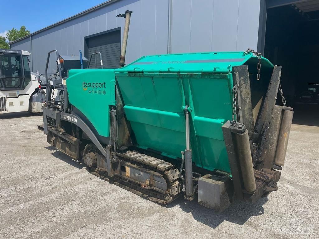 Vögele Super 800 معدات السفلتة