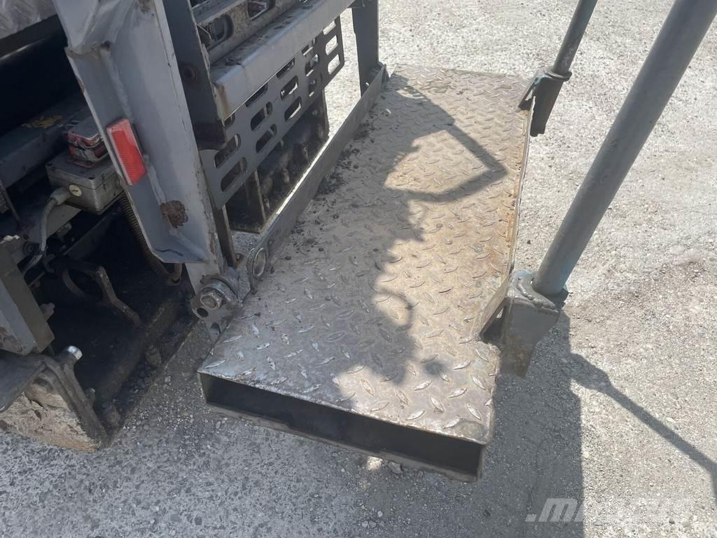 Vögele Super 800 معدات السفلتة
