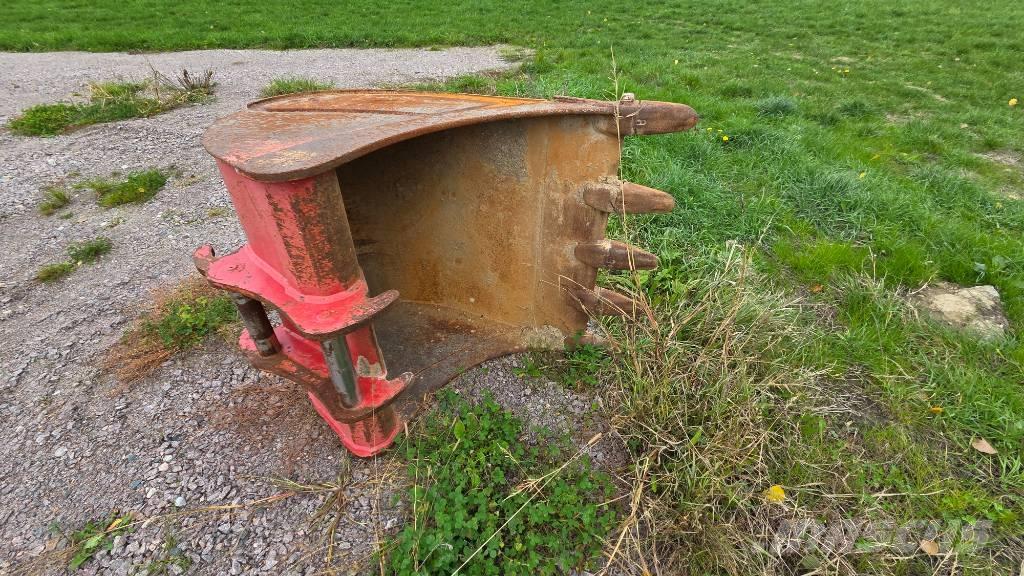 Takeuchi TB 2150 حفارات زحافة