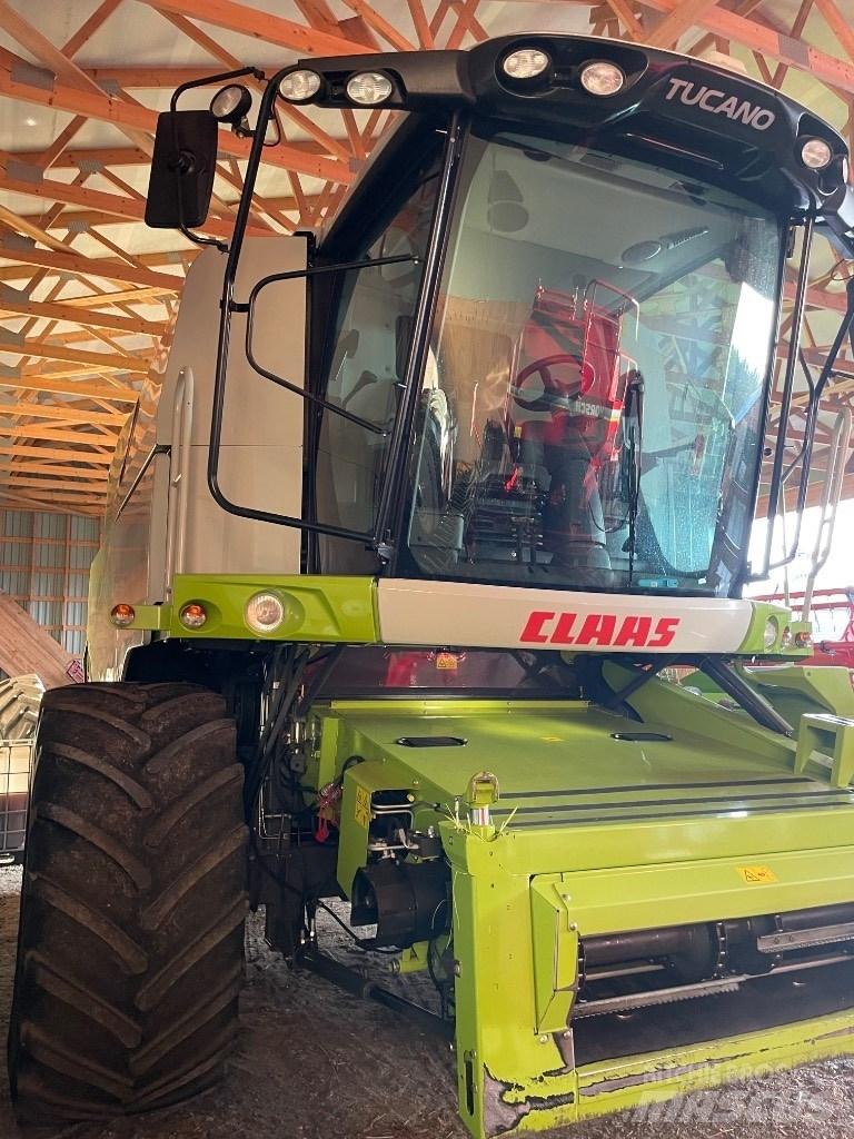 CLAAS Tucano 440 حصادات