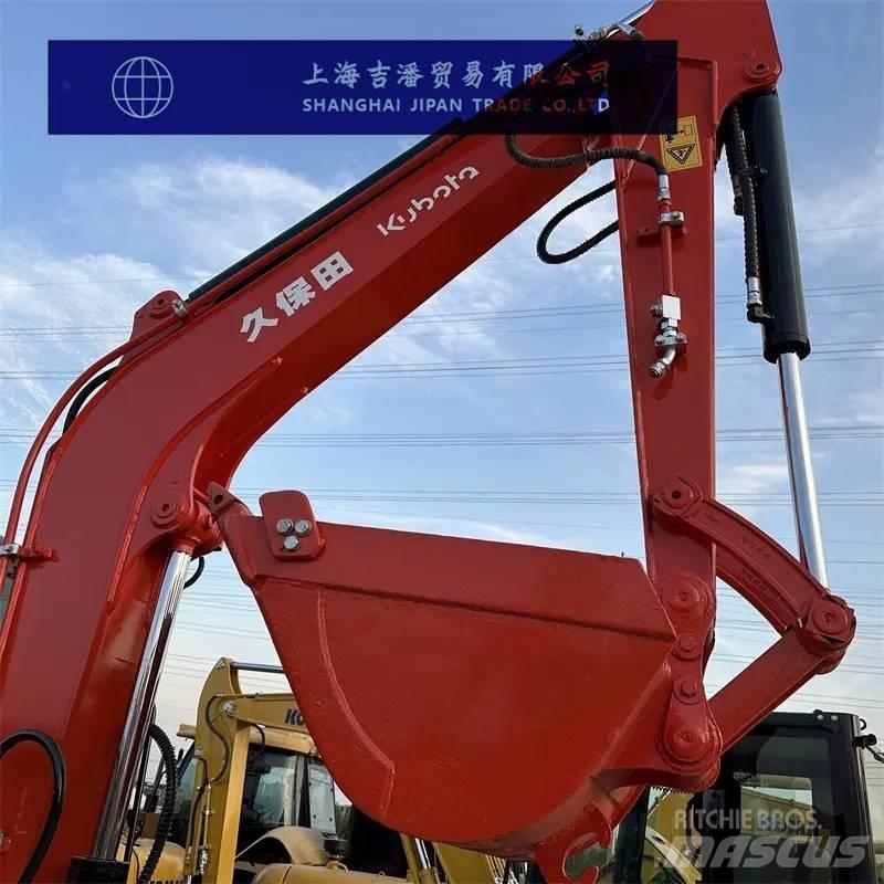 Kubota KX 155 حفارات وسط 7 طن - 12 طن