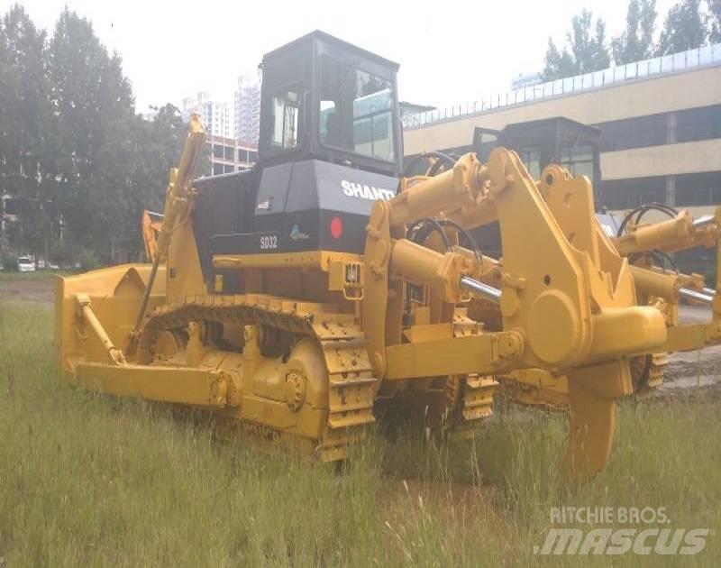 Shantui SD32 بلدوزرات مجنزرة