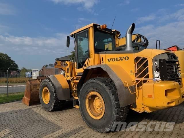 Volvo L 90 F لوادر بعجل