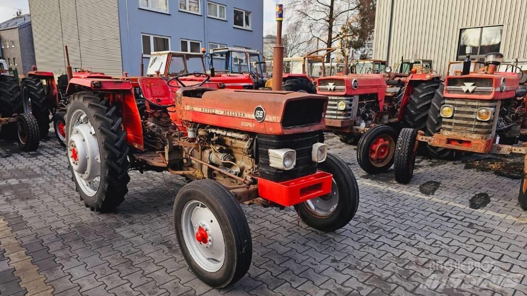 Massey Ferguson 158 الجرارات