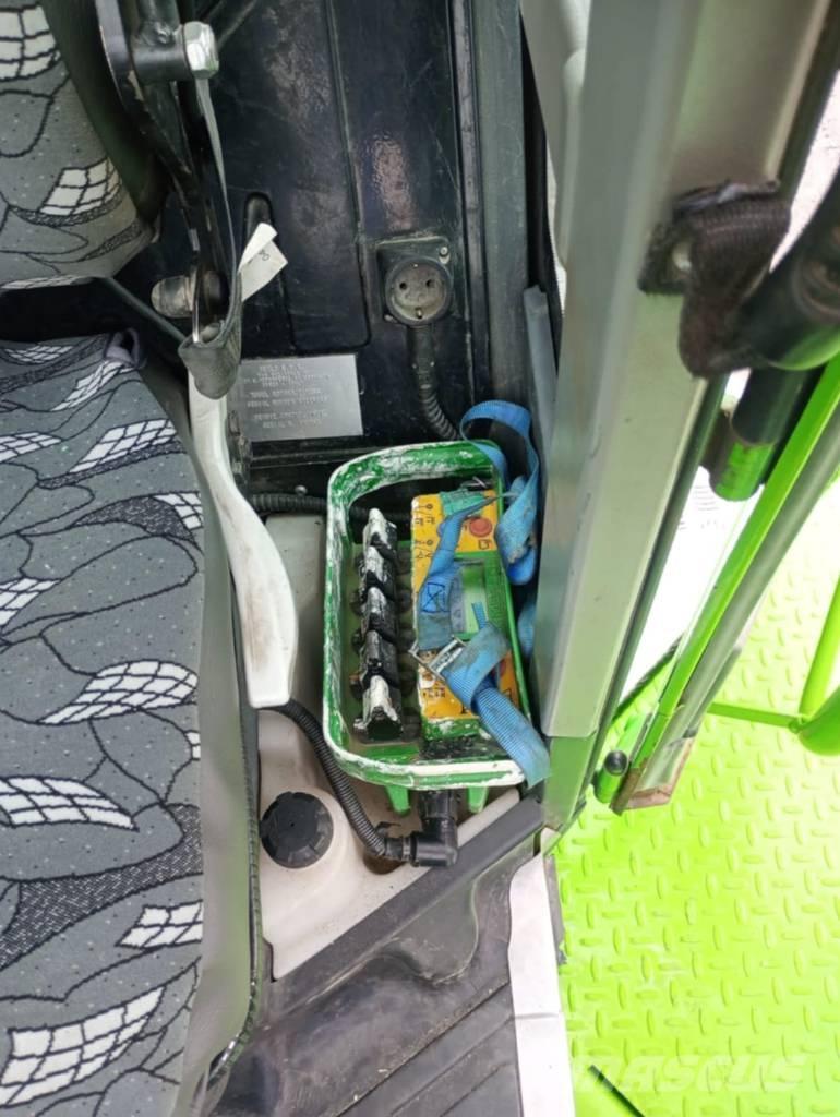 Merlo 45.21 مناولات متداخلة