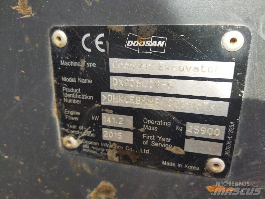 Doosan DX 235 LCR حفارات زحافة