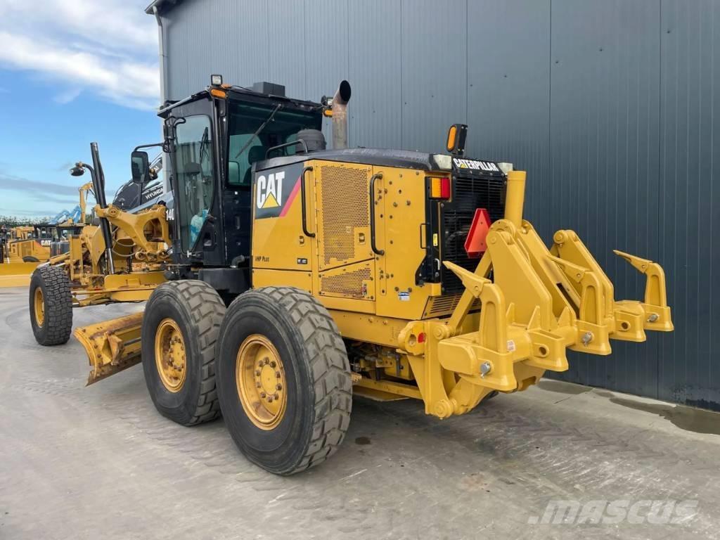 CAT 140M معدات تمهيد الطرق