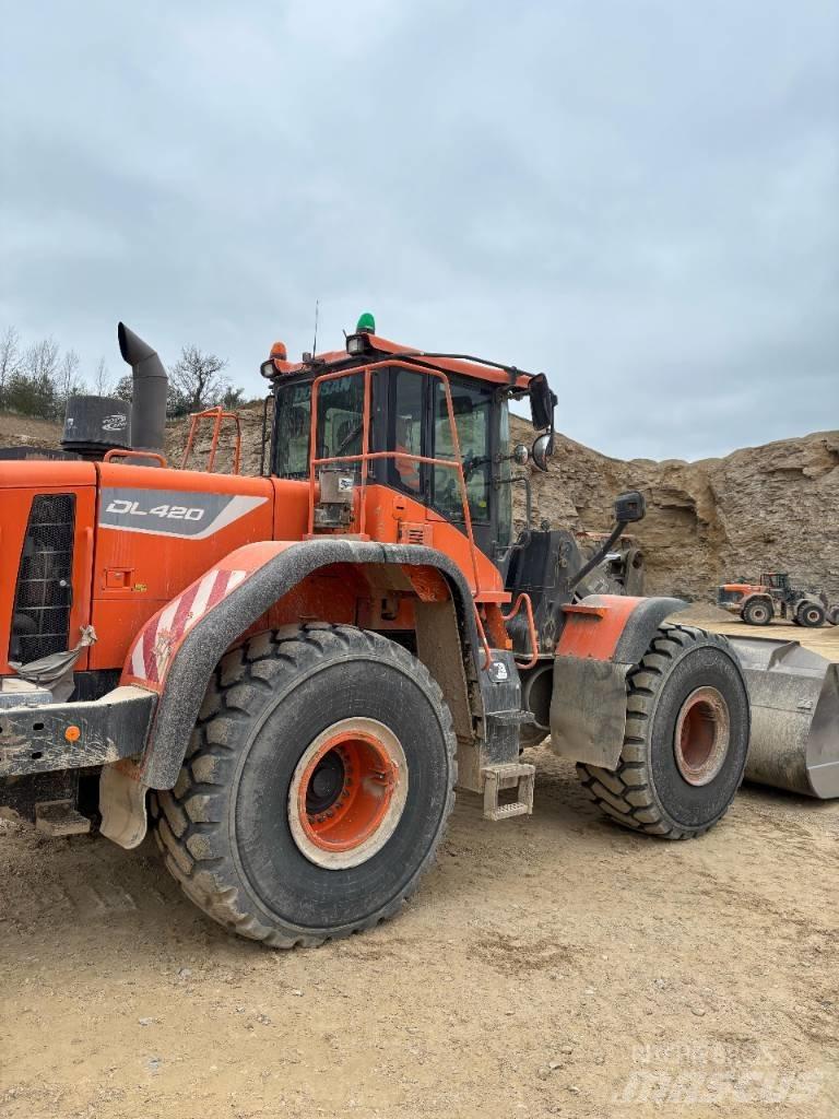 Doosan DL 420-5 لوادر بعجل
