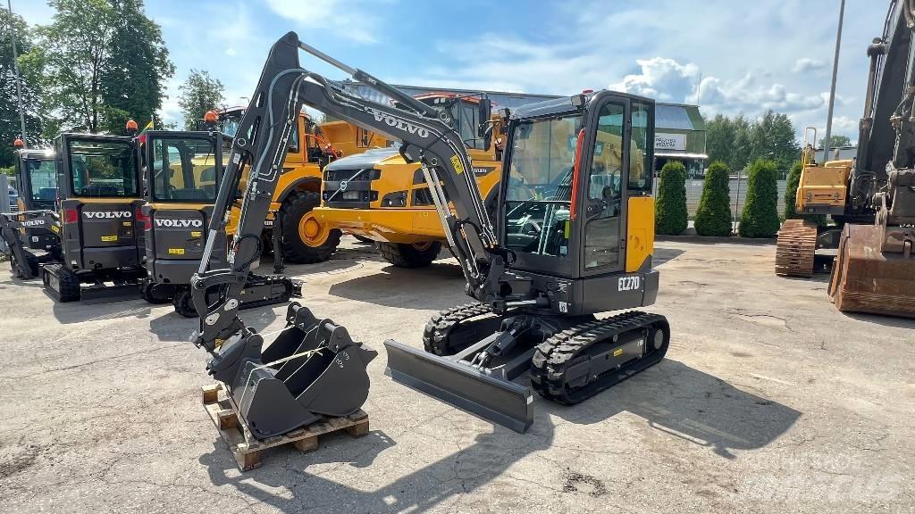 Volvo EC 27 D حفارات صغيرة أقل من 7 طن (حفارات صغيرة)