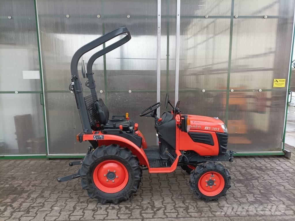 Kubota B 1181 جرارات مدمجة