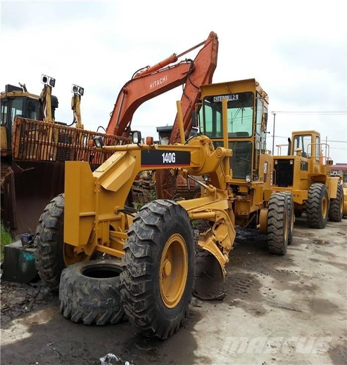 CAT 140 G معدات تمهيد الطرق