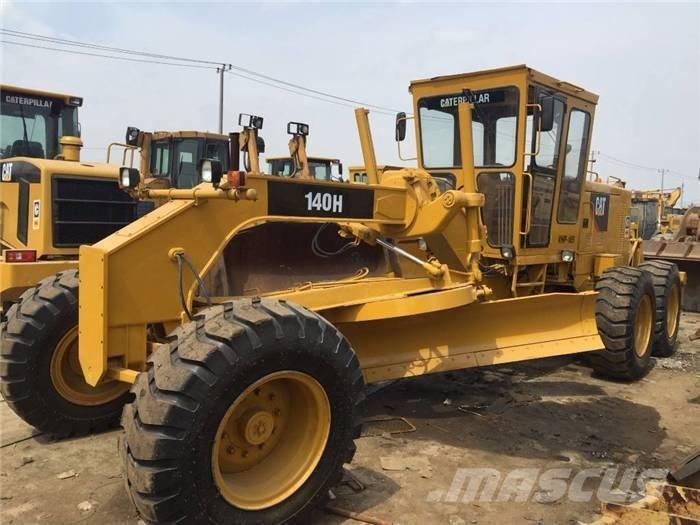 CAT 140 H معدات تمهيد الطرق