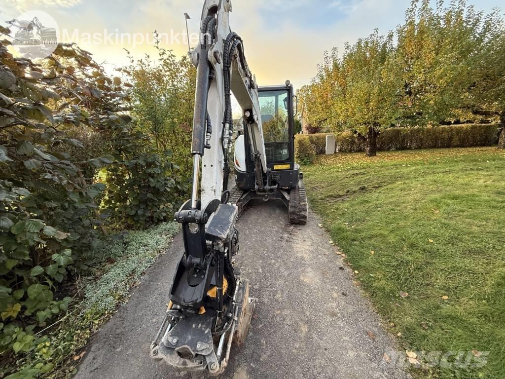 Bobcat E 27 + Släp حفارات صغيرة أقل من 7 طن (حفارات صغيرة)