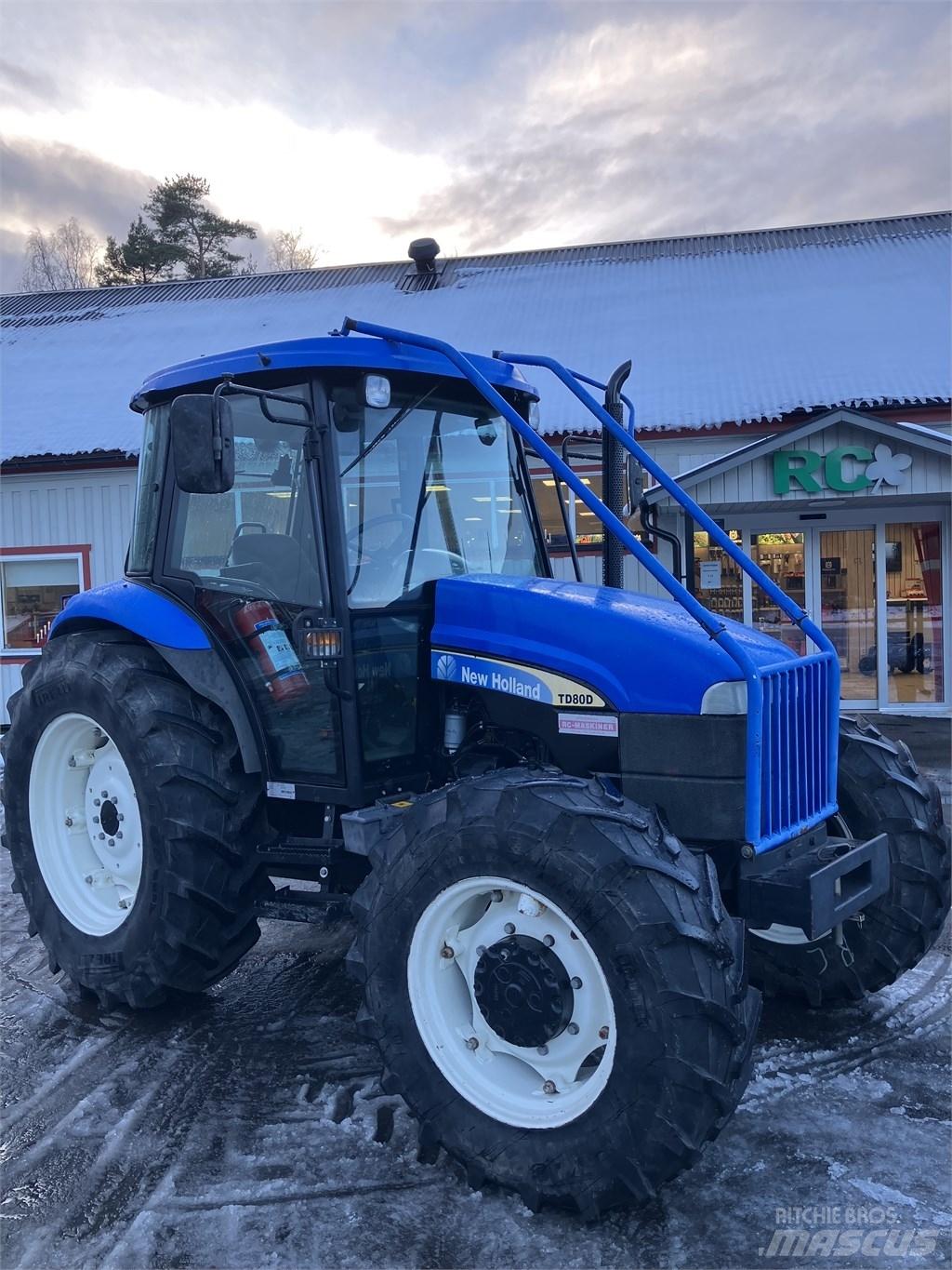 New Holland TD80D الجرارات