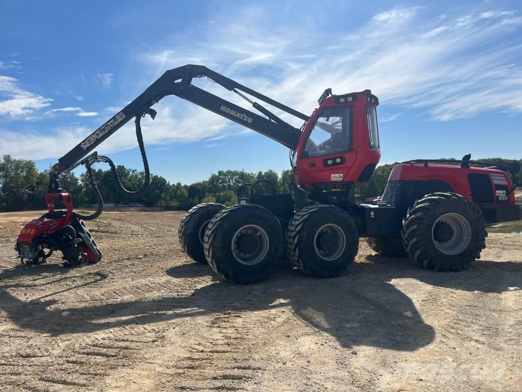Komatsu 951 حصادات