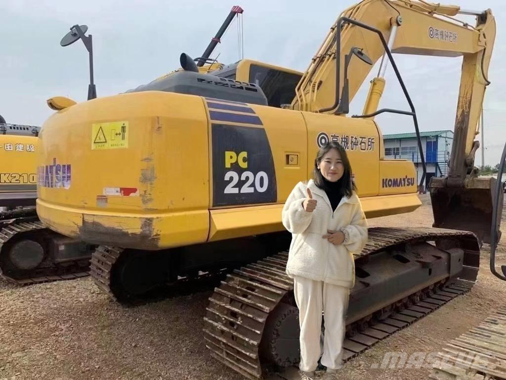 Komatsu PC 220-8 حفارات زحافة