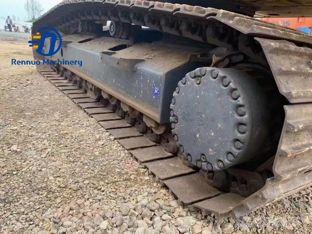Komatsu PC 220-8 حفارات زحافة