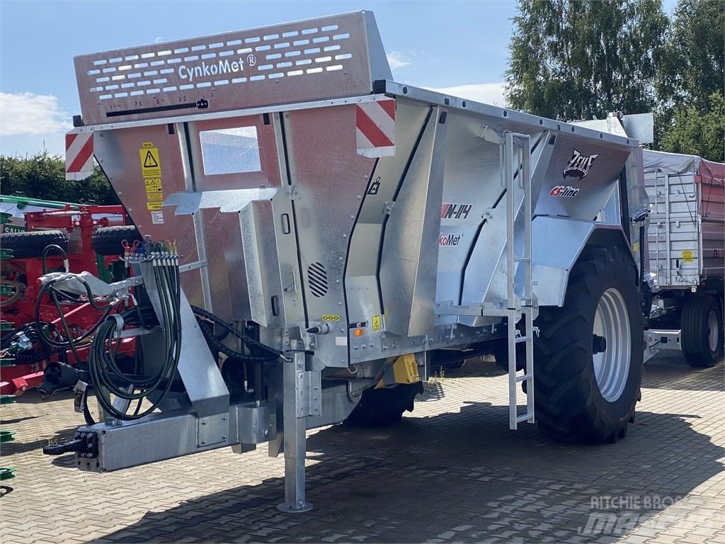 CYNKOMET N-114 Zeus معدات توزيع السماد العضوي