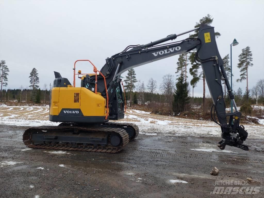 Volvo ECR 145 EL حفارات زحافة