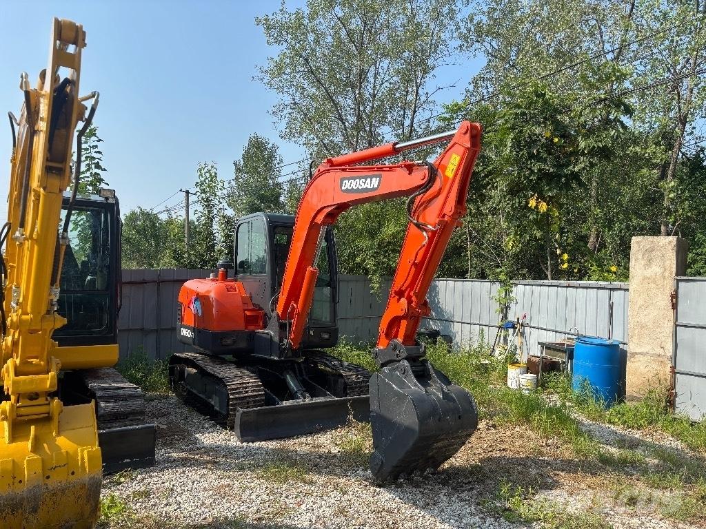 Doosan DH 60-7 حفارات صغيرة أقل من 7 طن (حفارات صغيرة)