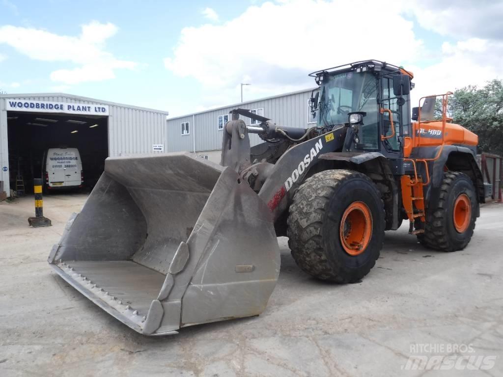 Doosan DL 480-7 لوادر بعجل