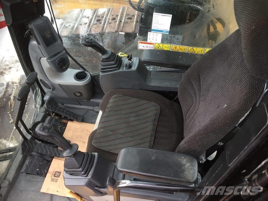 CAT 365 C حفارات زحافة