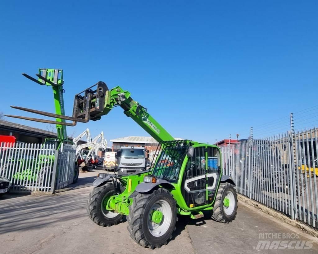 Merlo TF 33.7 مناولات متداخلة