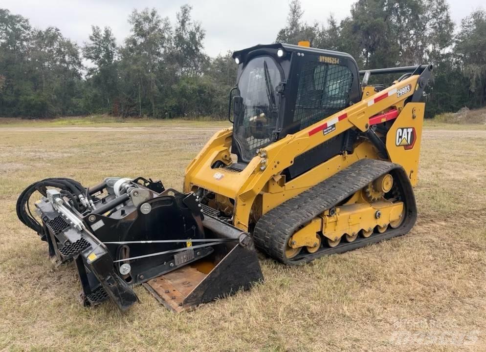 CAT 299 D 3 لوادر انزلاقية التوجيه