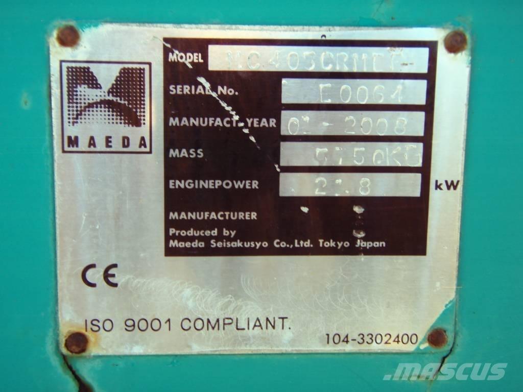 Maeda MC 405 CRME رافعات مجنزرة