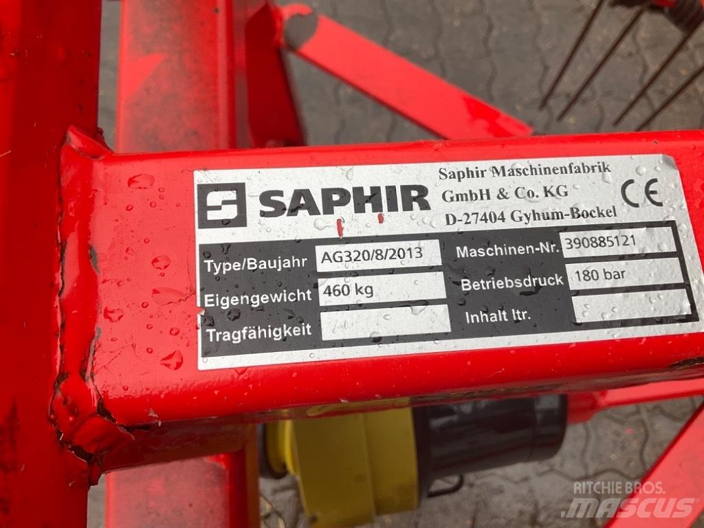 Saphir Ag 320 مكابس وميبسات التبن