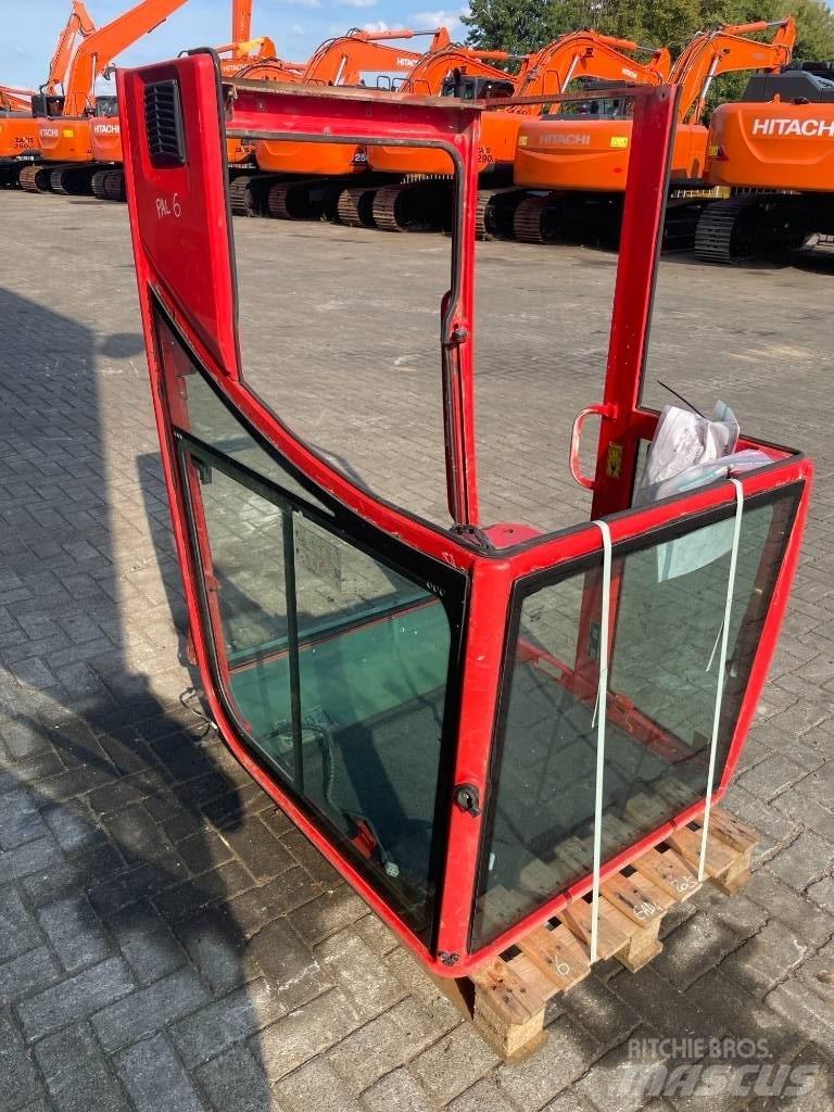 Volvo ECR25D كابينة والداخلية