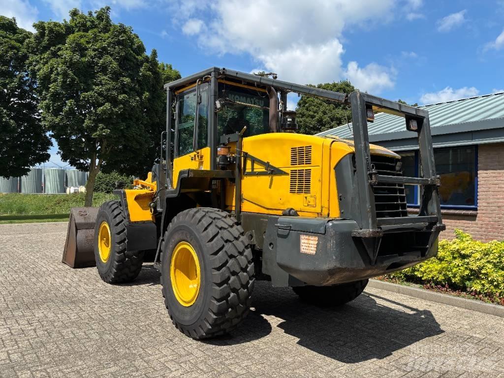 Komatsu WA 320-5 لوادر بعجل