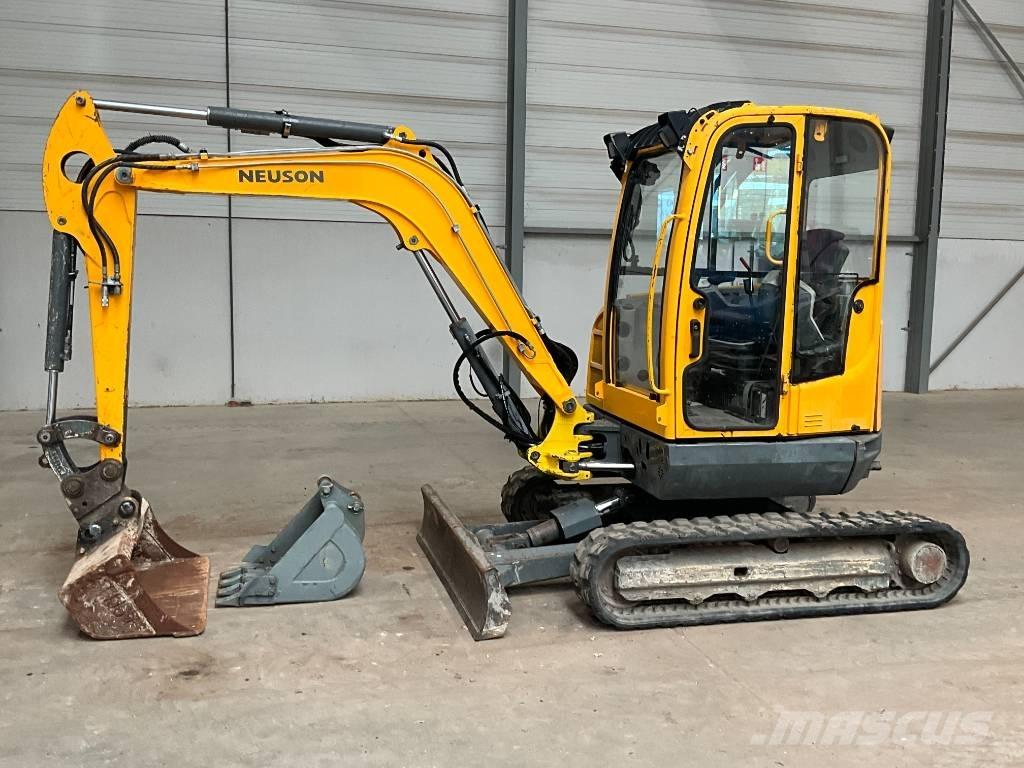 Neuson EZ 38 حفارات صغيرة أقل من 7 طن (حفارات صغيرة)