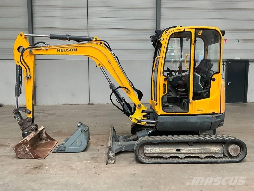 Neuson EZ 38 حفارات صغيرة أقل من 7 طن (حفارات صغيرة)