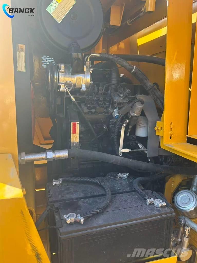 XCMG XD80E مداحل ثنائية الاسطوانة