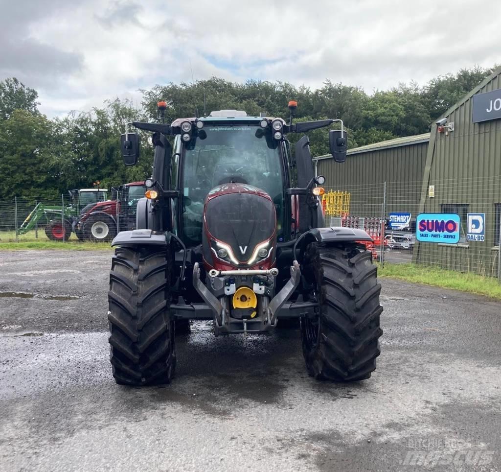 Valtra N 175 D الجرارات