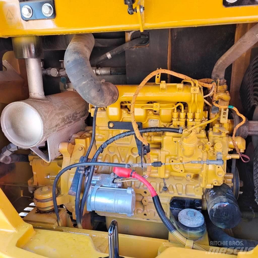 CAT 305.5 E حفارات صغيرة أقل من 7 طن (حفارات صغيرة)