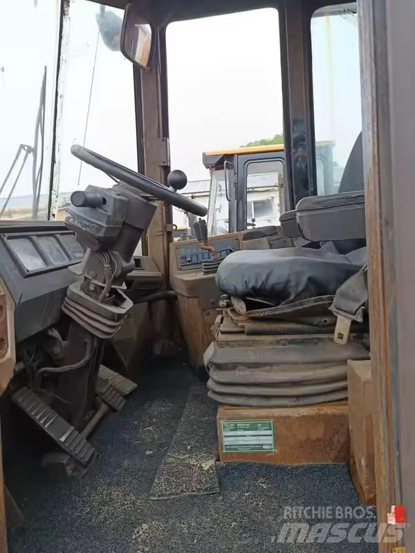 CAT 950 F لوادر بعجل